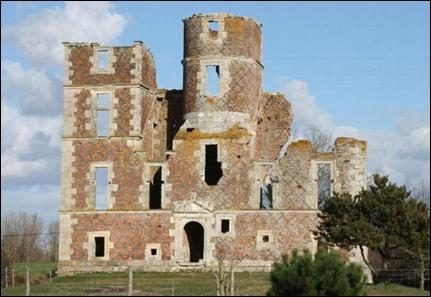 Vestiges du château de l'Isle