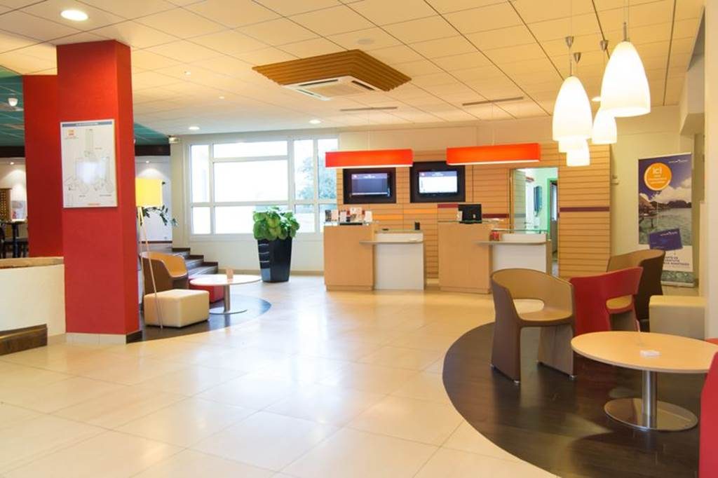 Hôtel "Ibis Hôtel"
