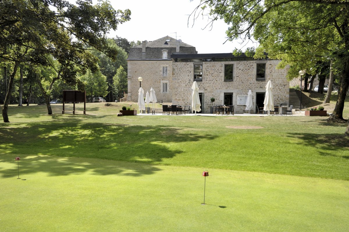 HÔTEL LE DOMAINE DE BARRES