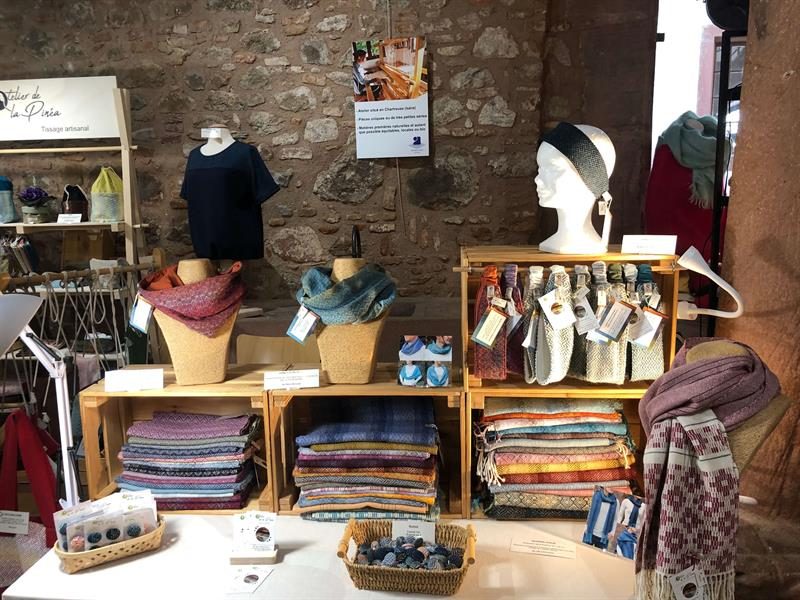 Exposition-vente de laine et soie