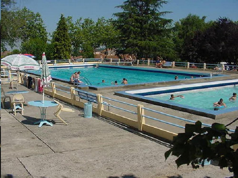 PISCINE MUNICIPALE