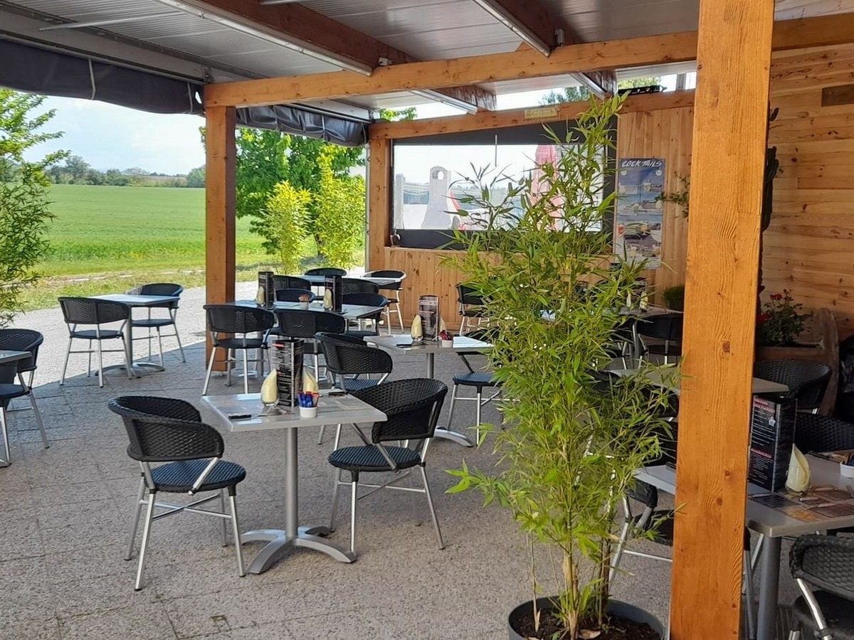BISTRO 113