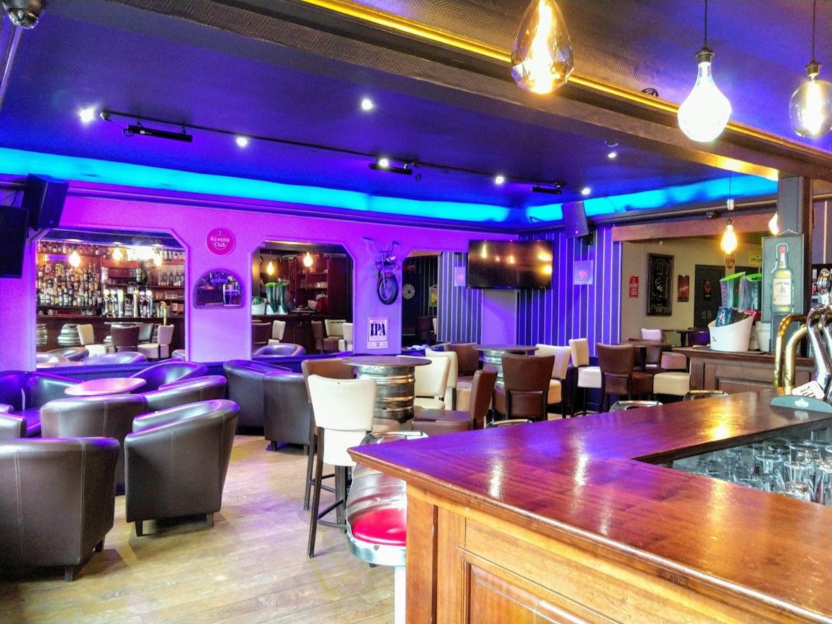 Le Pub