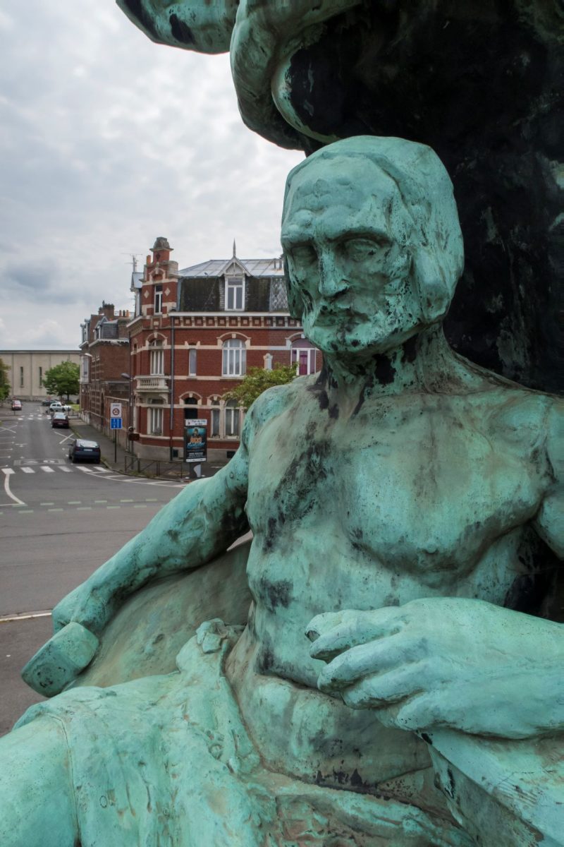 Monument à Jean de Bologne