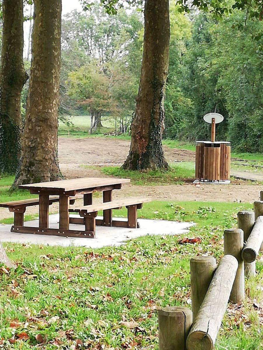 Aire de pique-nique à Saint-Gelais