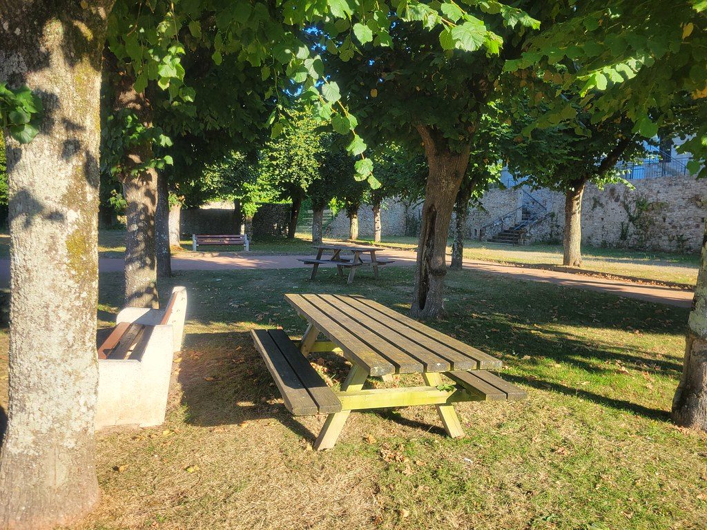 Aire de pique-nique de l'Abbaye de Mauléon