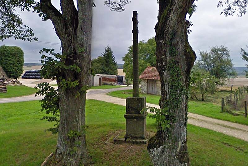 Croix de Maizieres-sur-Amance