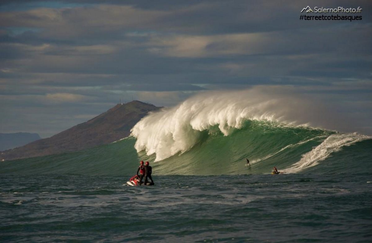 La vague géante Belharra