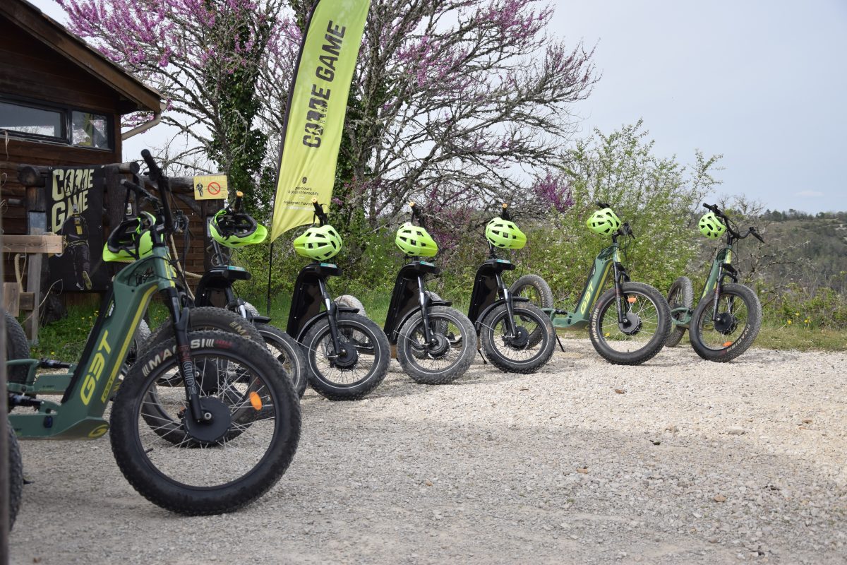 Lot of Sports ~ Mont Saint Cyr  - Trottinettes Electriques