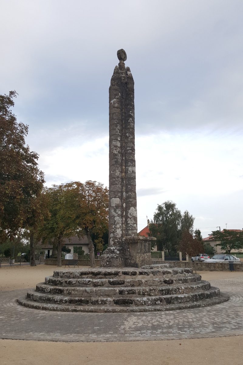 Croix Hosannière de cimetière