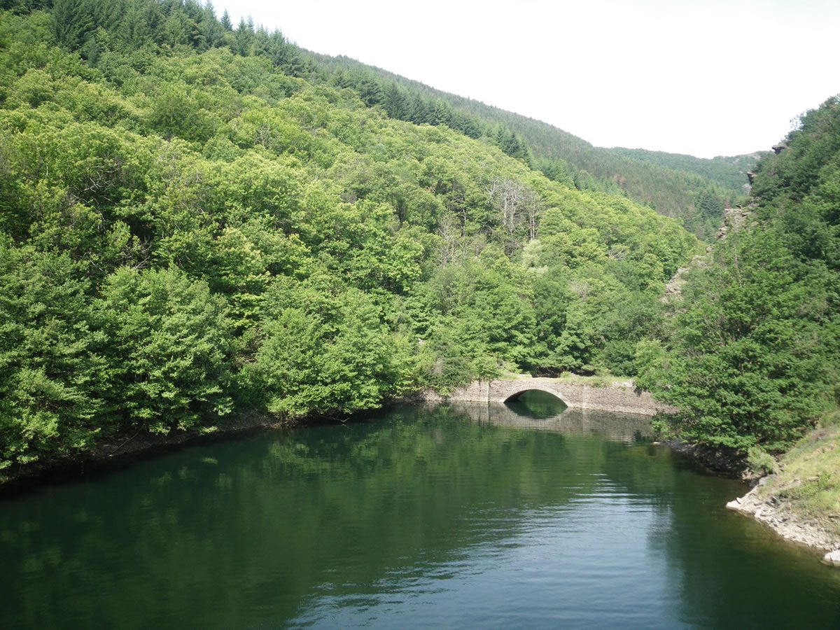 LAC DE ROUJANEL