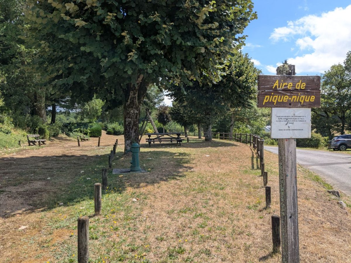 Aire de pique-nique de Gourdon-Murat