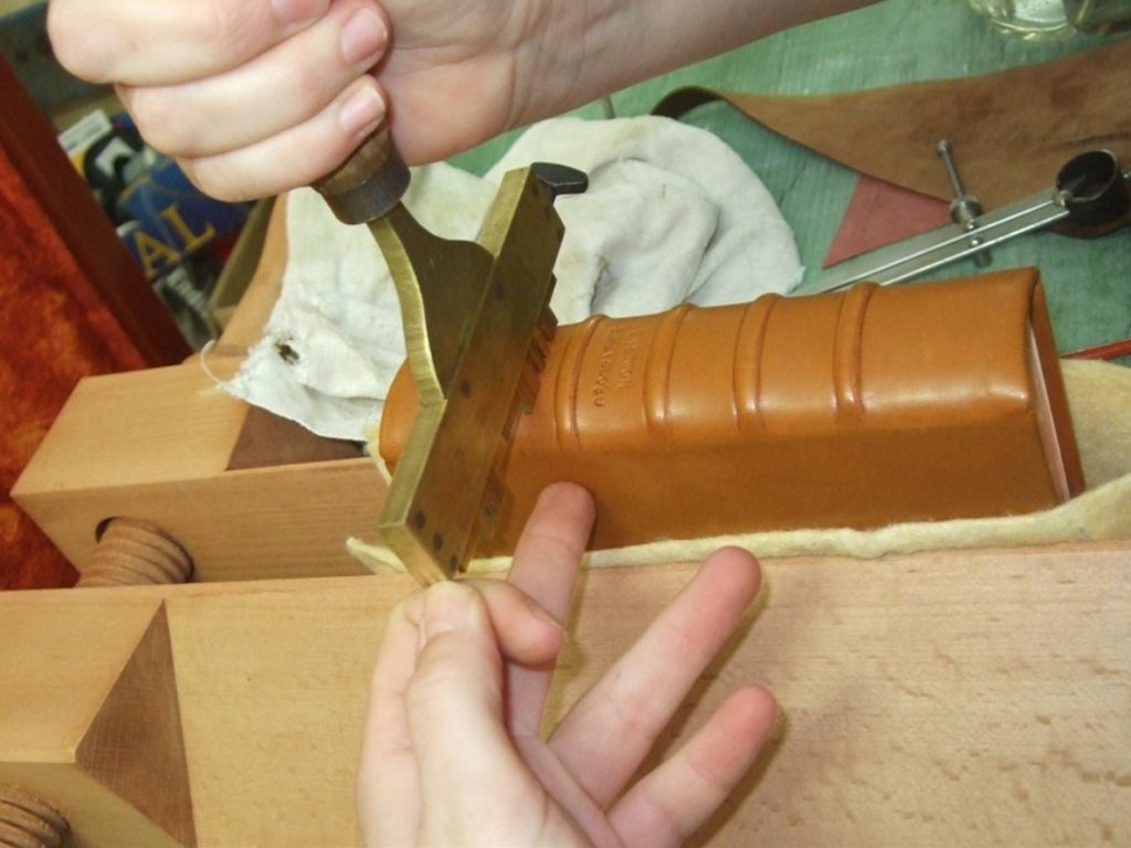 ATELIER - Au Livre à Dorer