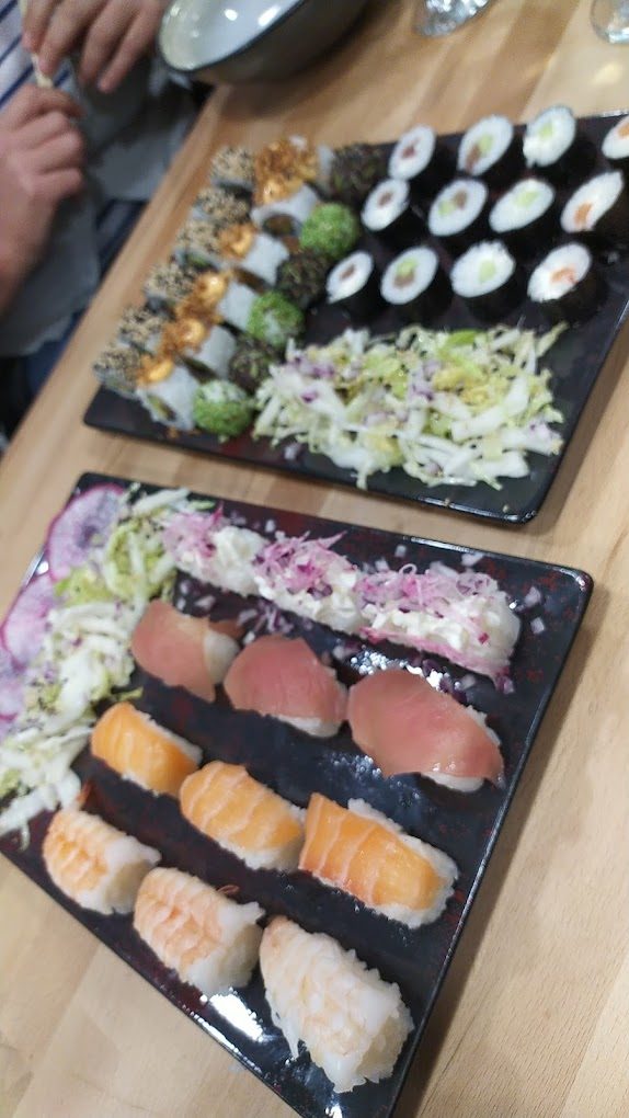 M'AQUI SUSHI