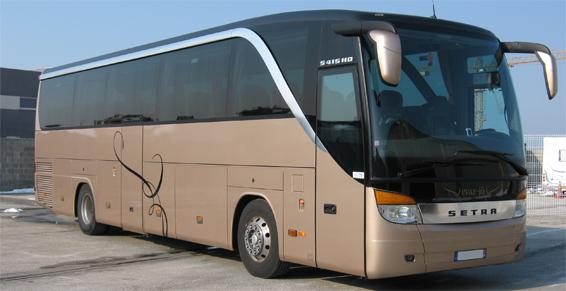 ROUSSILLON VOYAGES EVAZ JO
