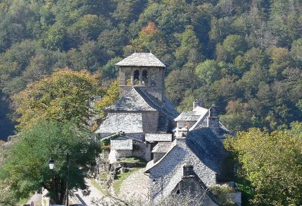 Eglise du XIIème siècle à Bes Bédène