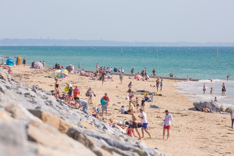 Plage de la plancha - poste de secours maison bleue