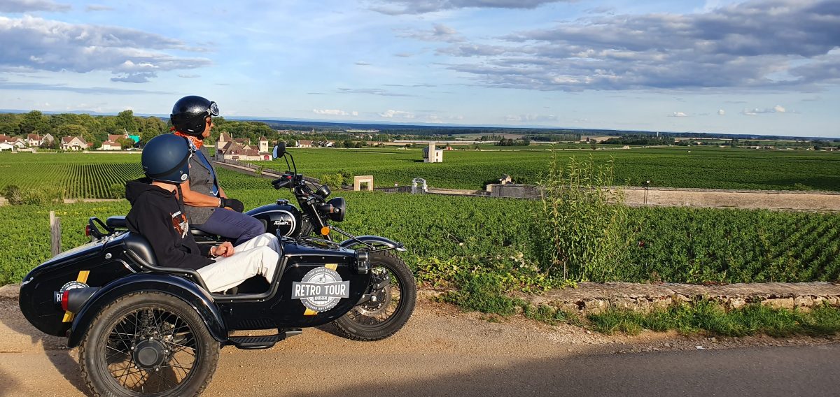 EXCURSIONS EN SIDE-CAR DANS LE VIGNOBLE - ESCAPADE EN CÔTE DE NUITS