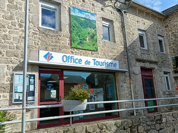 Tourisme en Aubrac - Bureau de Saint-Amans-des-Côts