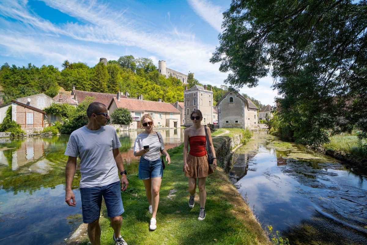 La mémoire de la fée des Belles Fontaines / La Puisaye Légendaire, votre boussole en poche !