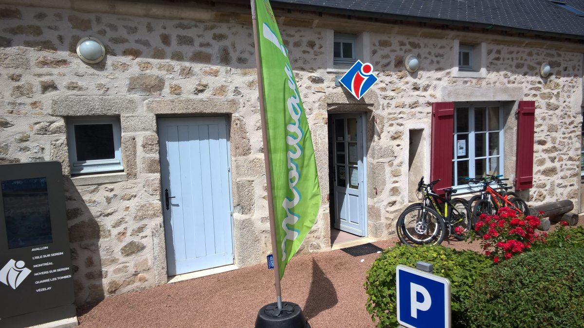 Accueil touristique de Quarré-Les-Tombes