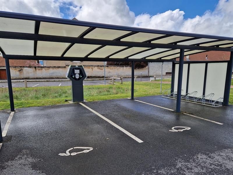 Borne de recharge pour véhicule électrique