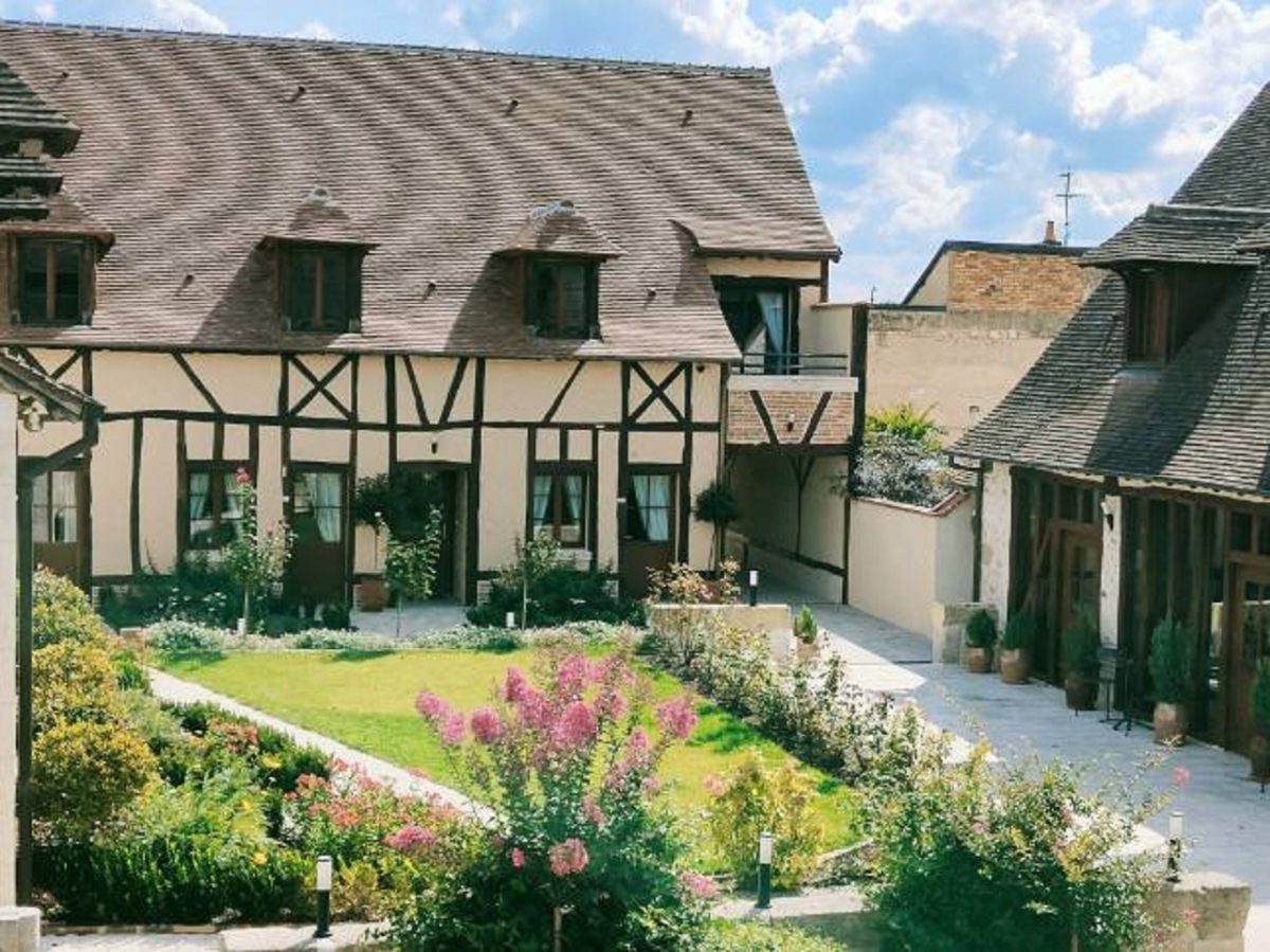 La Chaumière