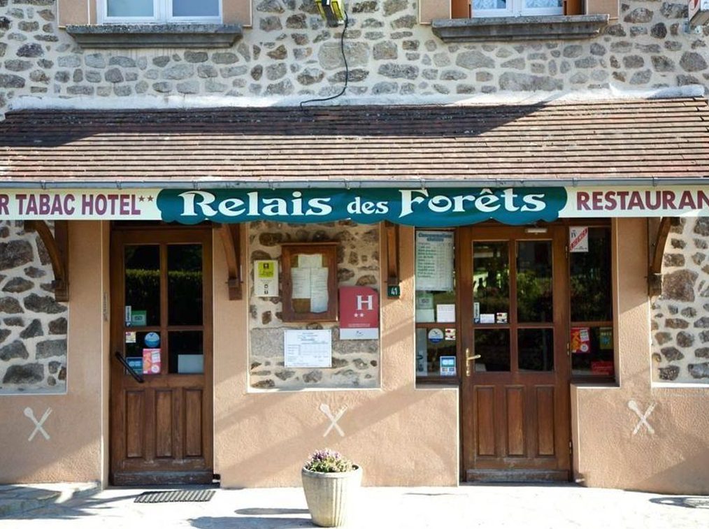 Hôtel "Le Relais des Forêts"