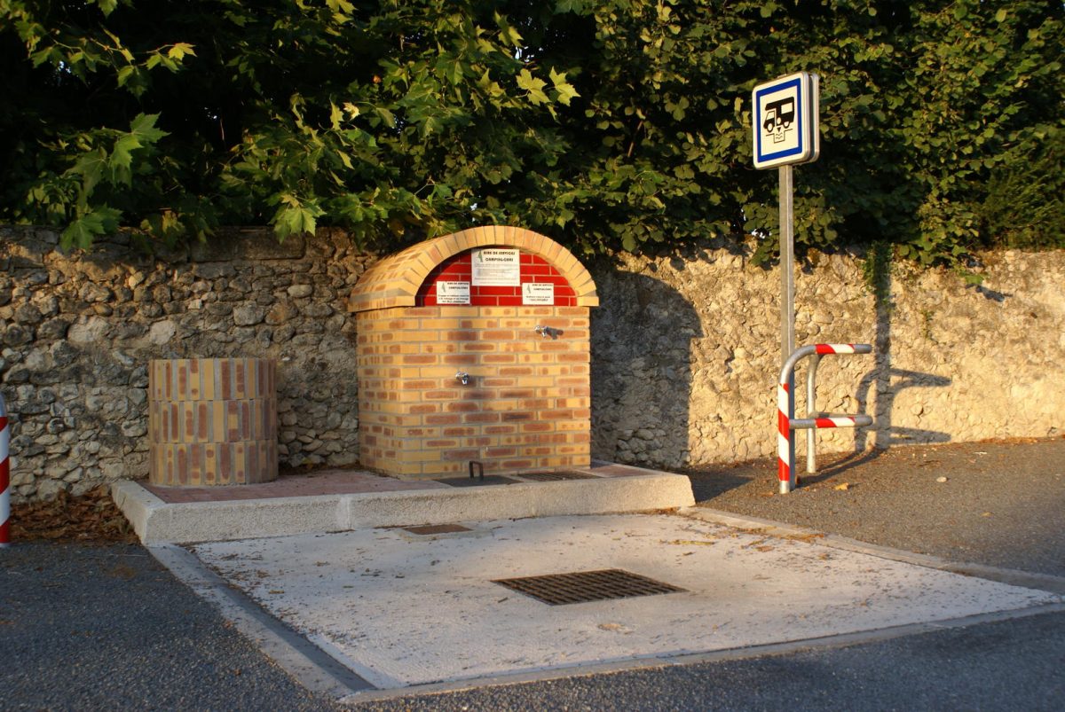 Aire de service communale de Saint-Léon-sur-l'Isle
