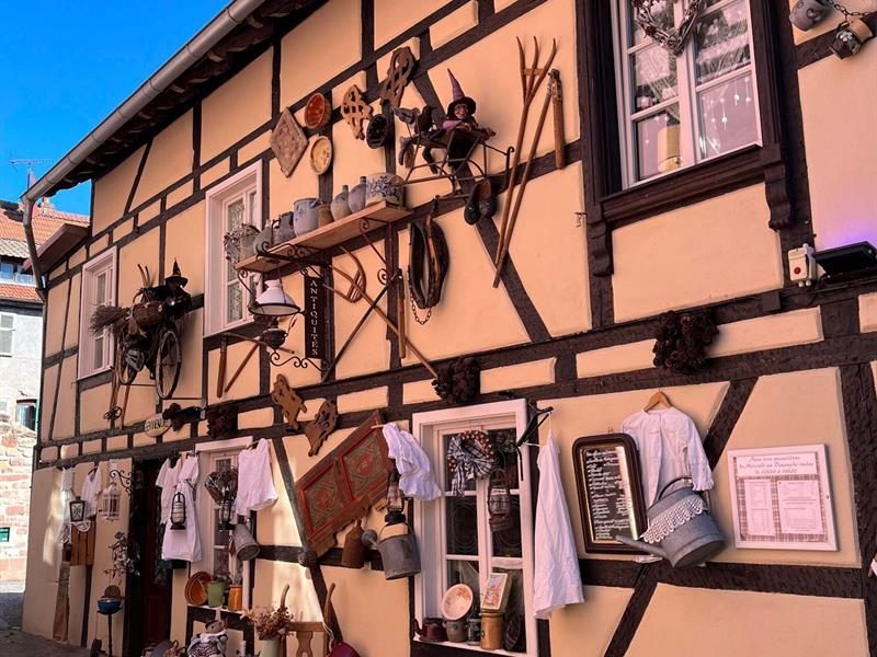Salon de thé et brocante Charme du passé