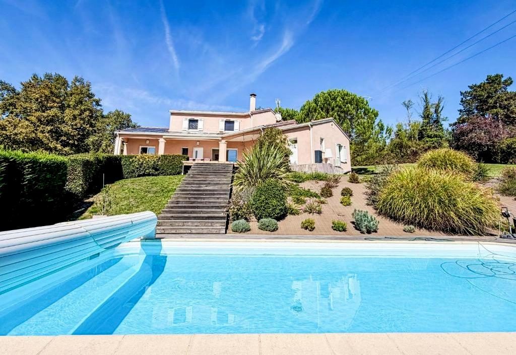 Villa Monfabes