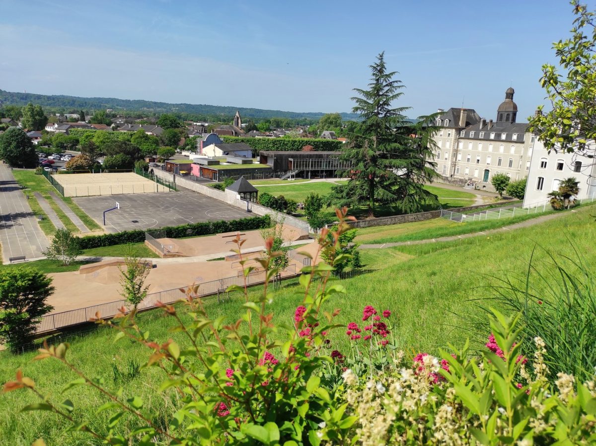 Plateau sportif Jacques Monod
