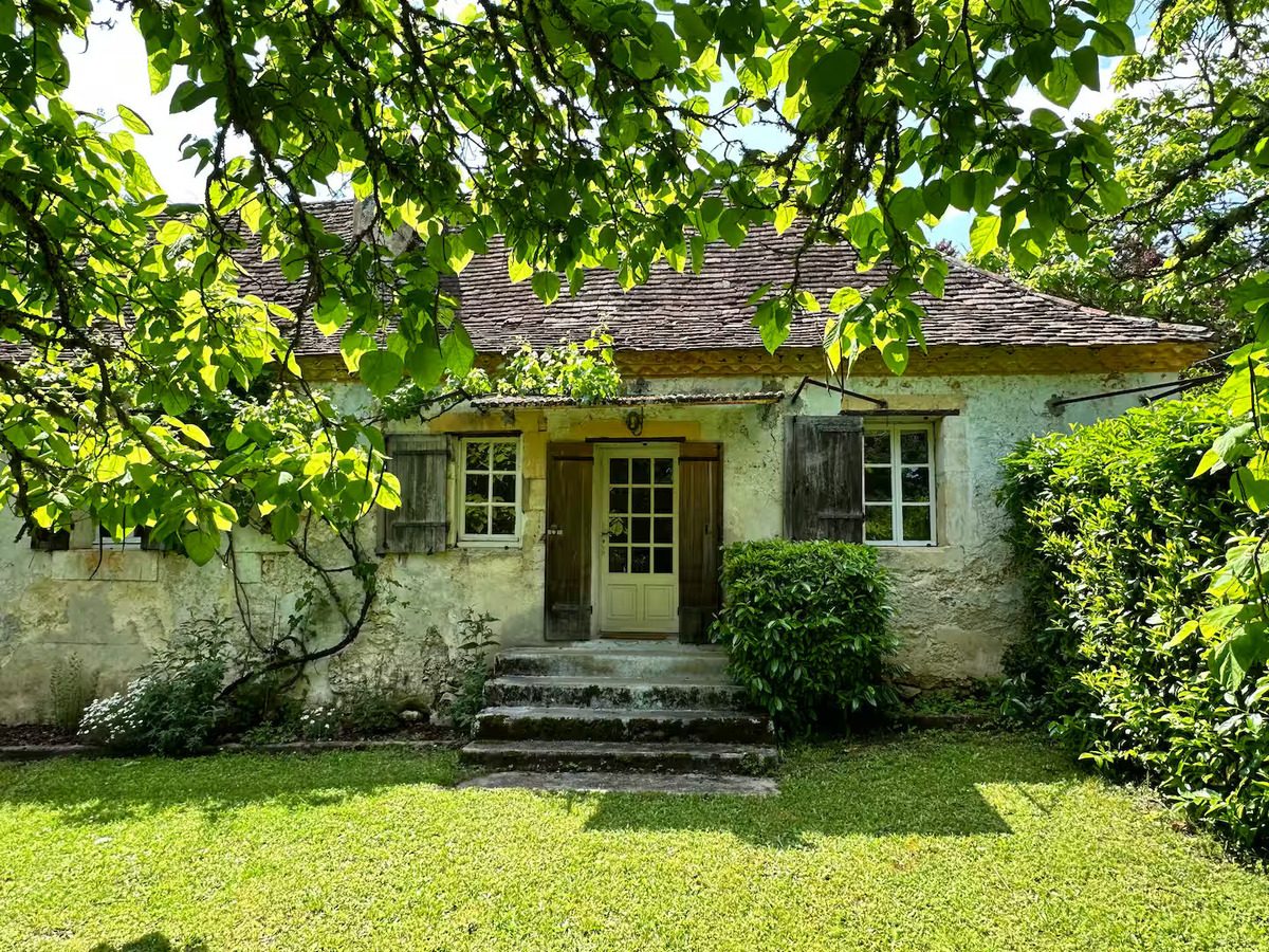The Snug House
