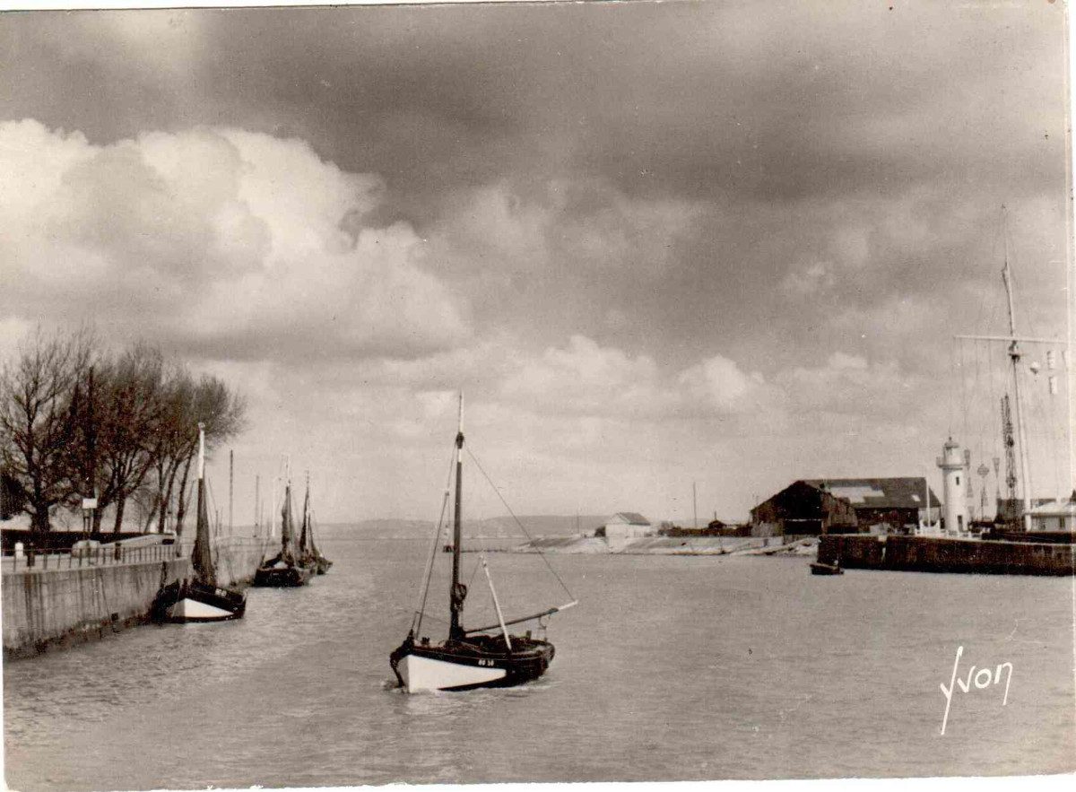 Exposition "La chaloupe Sainte-Bernadette"