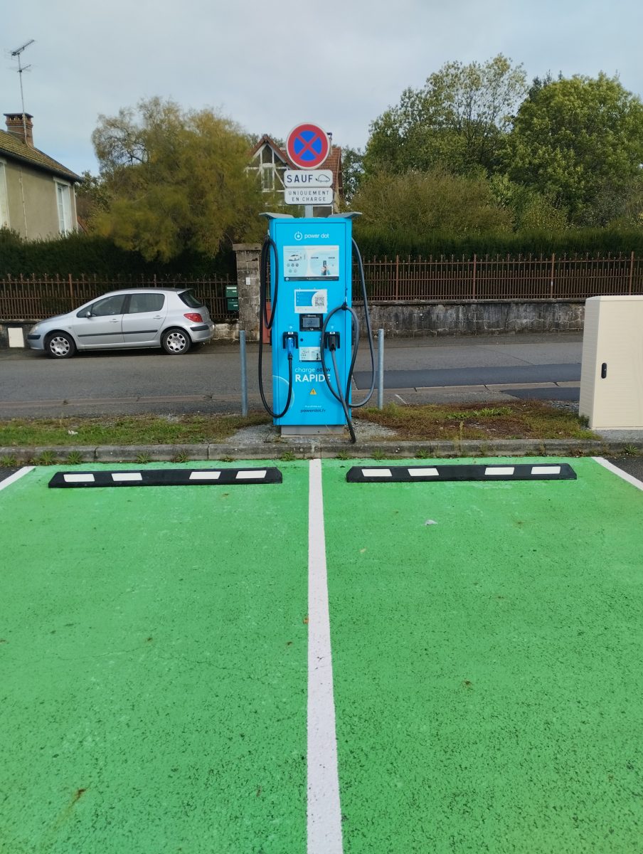 Borne de recharge electrique