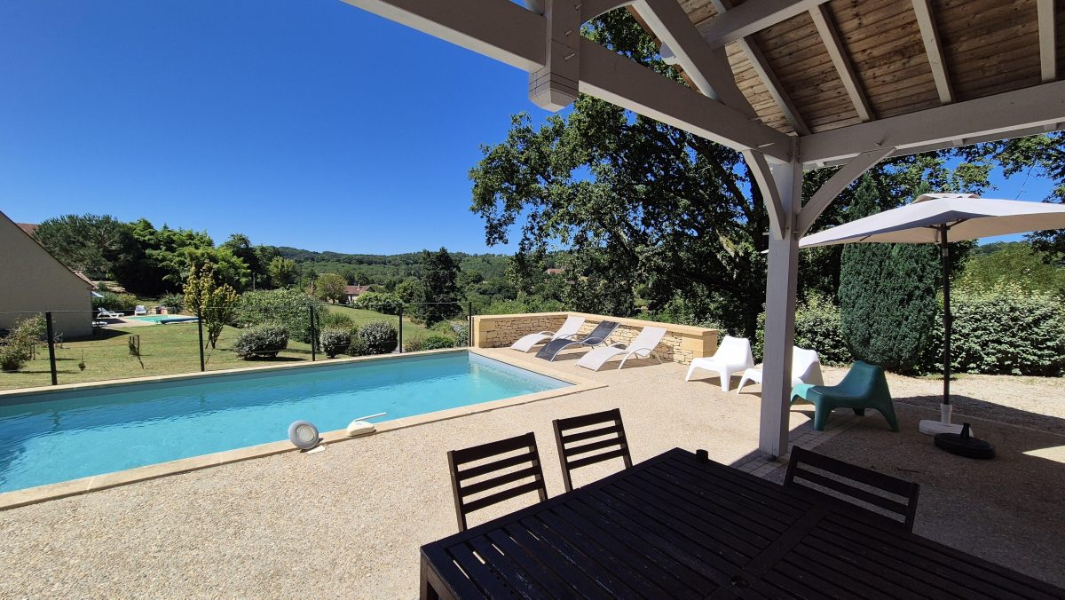 La Maison Odile à Sarlat avec piscine chauffée