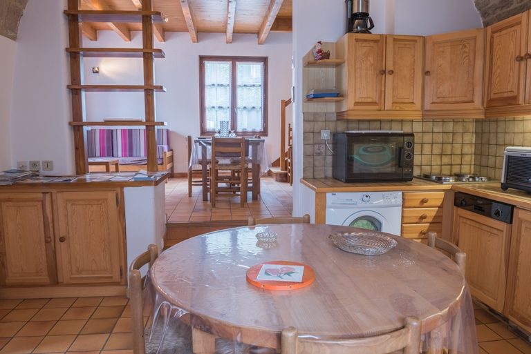 GÎTE MONTJEZIEU