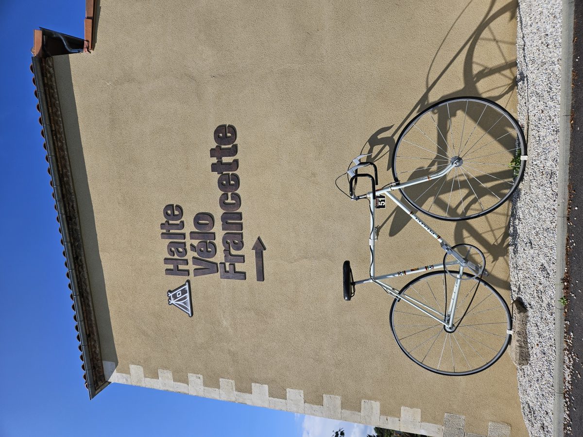 Halte vélo Francette - La Maison du Bourg de Soutiers