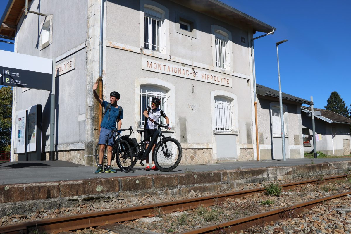 Halte ferroviaire de Montaignac-sur-Doustre