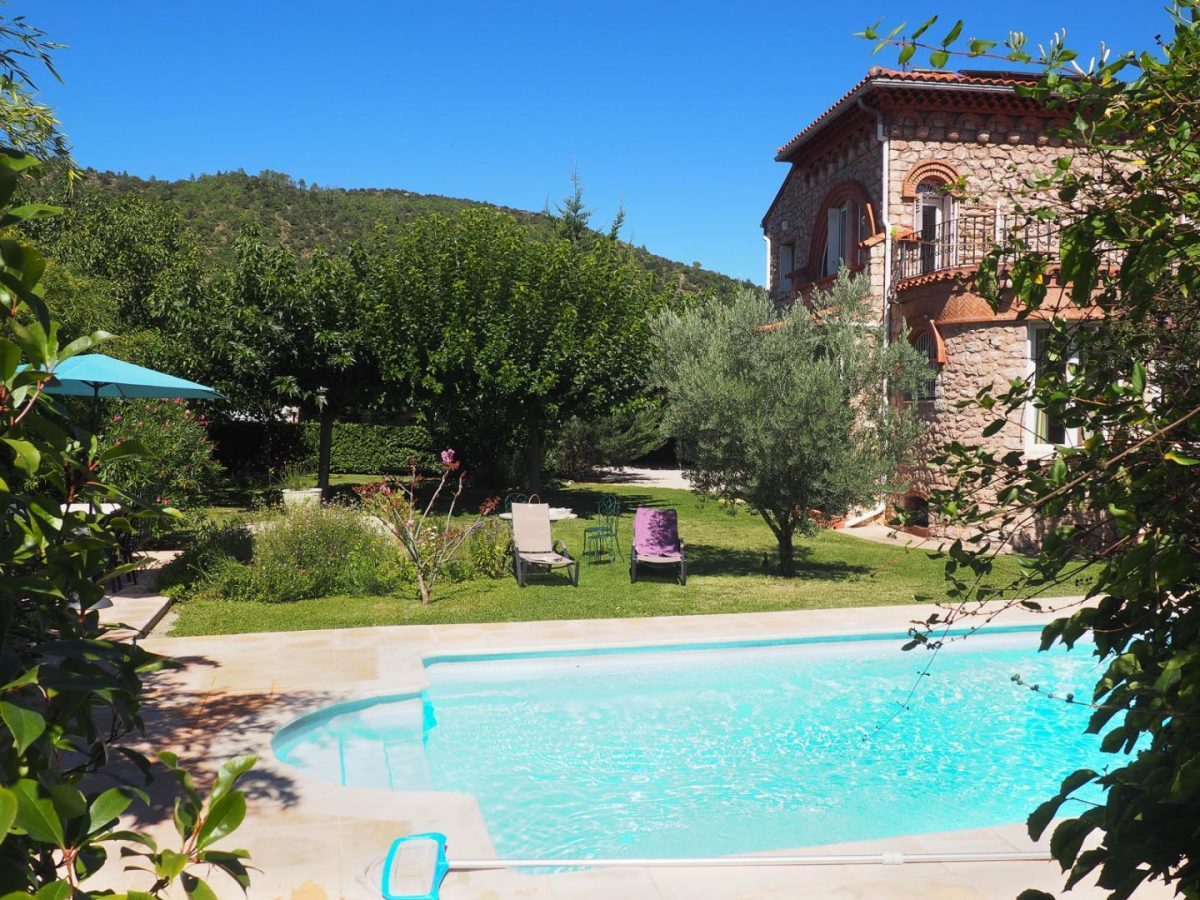LA VILLA CATALANE