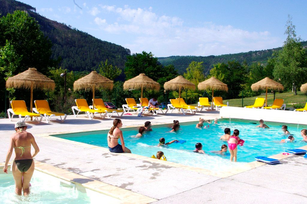 VILLAGE DE GITES DU COLOMBIER - VILLAS 10 PERSONNES