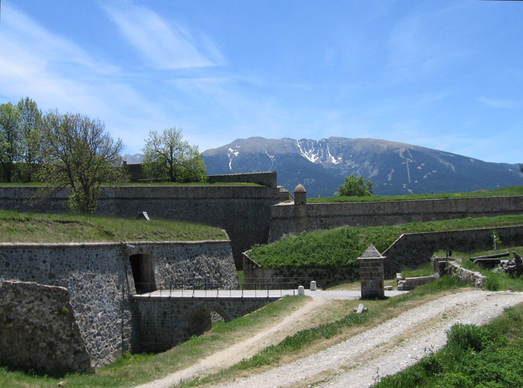 PLACE FORTE DE MONT-LOUIS