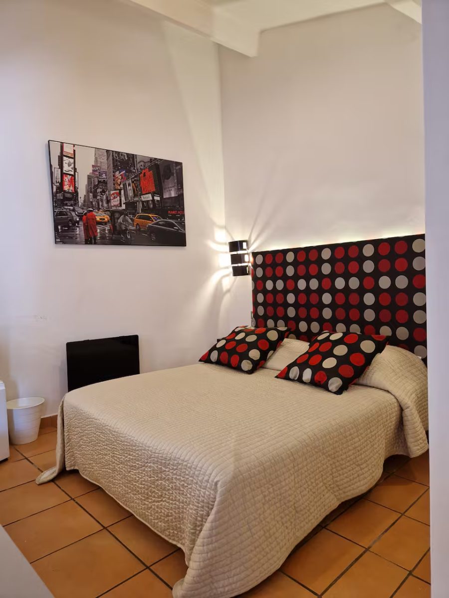 CHAMBRE BORDEAUX