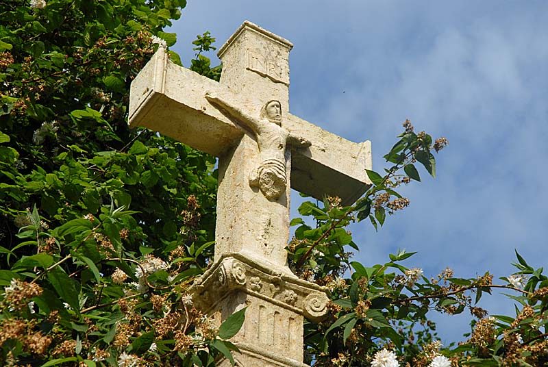 Croix de Rivière-les-Fosses