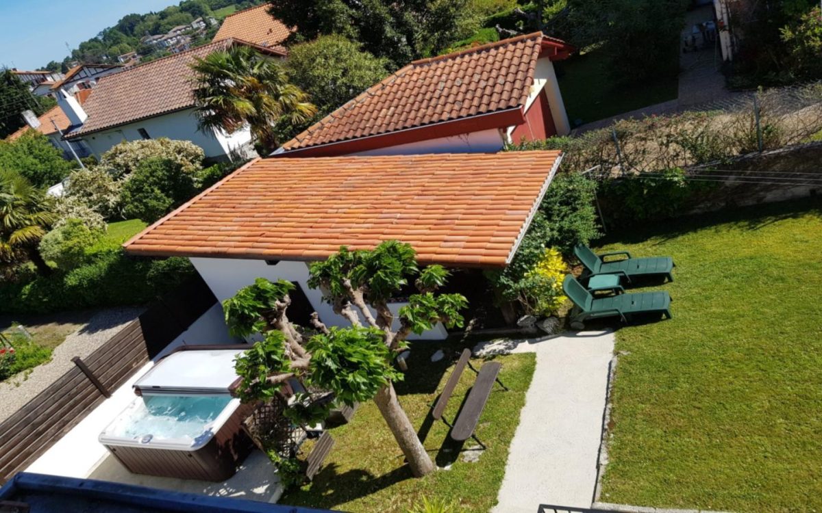 Mme OLAIZOLA, T3  dans villa pour 4 pers, centre ville