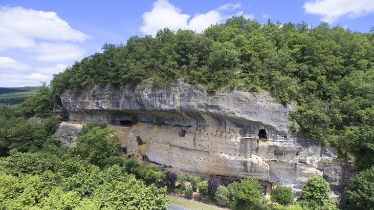 Les Grottes du Roc de Cazelle