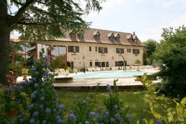 HOTEL-RESTAURANT AUBERGE LA DIEGE