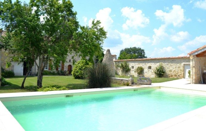 Gîte de Peyroustoux