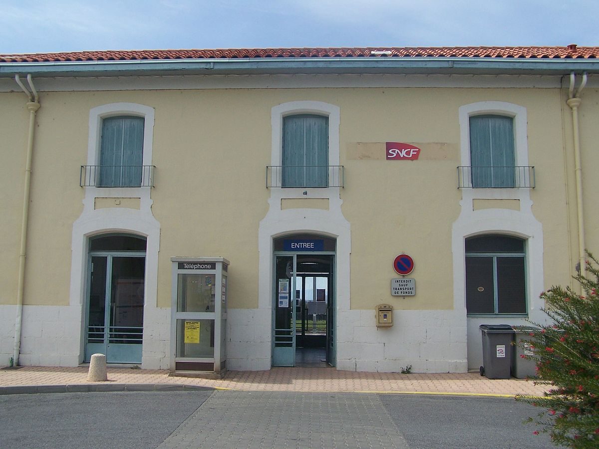 GARE SNCF DE RIVESALTES