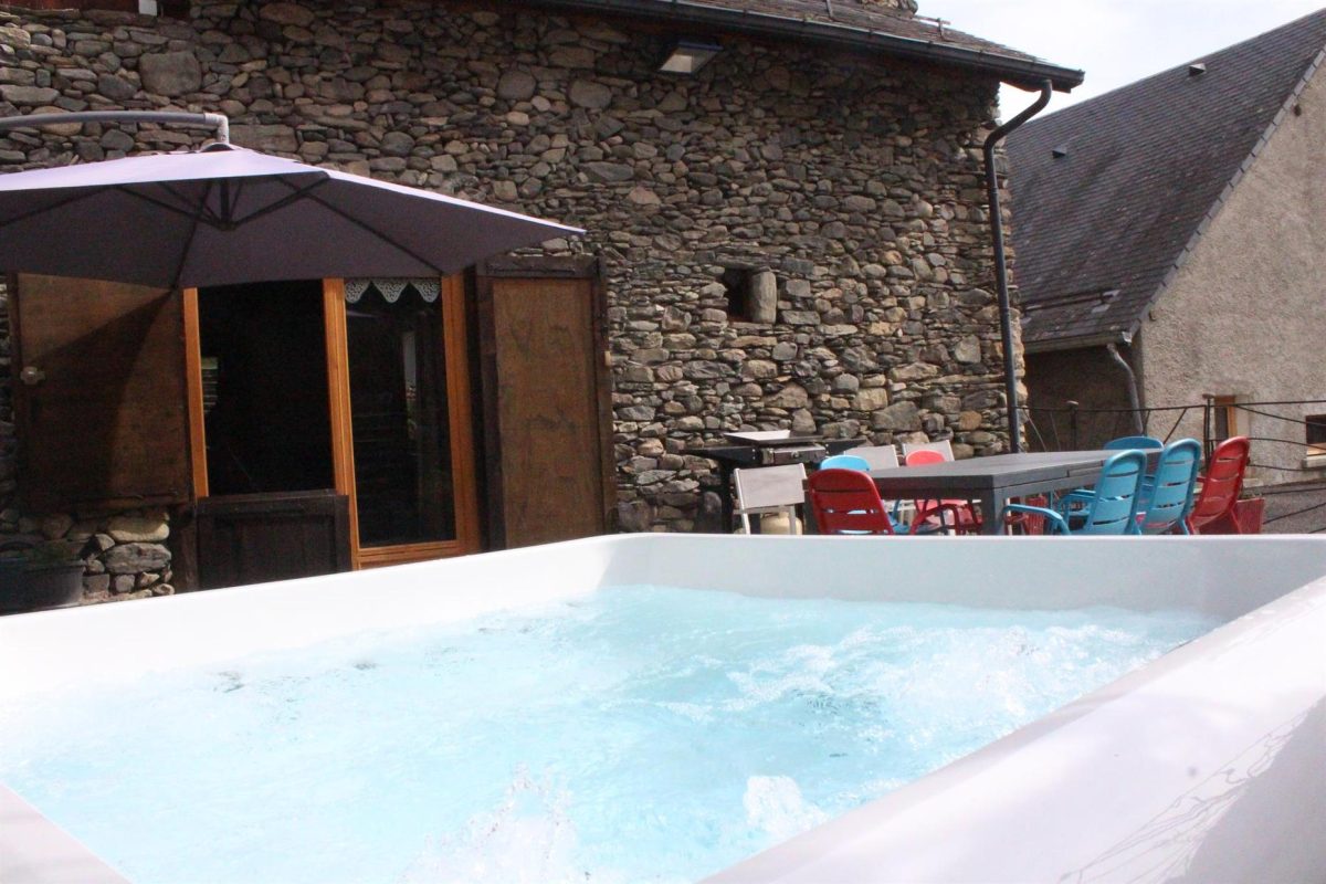 GÎTE LA GRANGE AVEC SPA